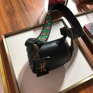 ISO leather bag with rose strap